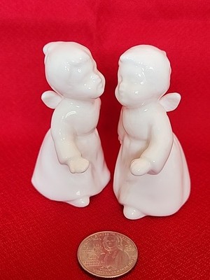 Vintage Ceramic Kissing Angels, Choir Boy and Girl figurines 3.75'' Tall Christma
