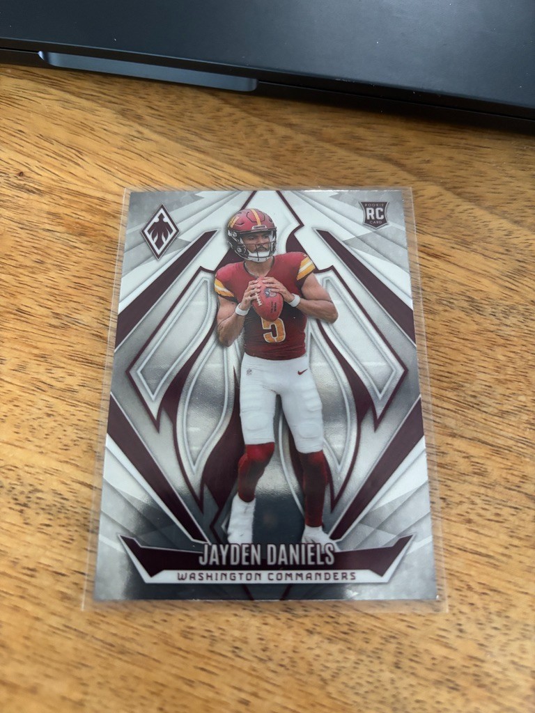 2024 Panini Phoenix - Rookies Jayden Daniels #198 (RC) Washington Commanders