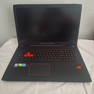 Asus ROG Strix GL753V 17.3'' i7-7700HQ 2.8GHz 16GB RAM 1TB SSD