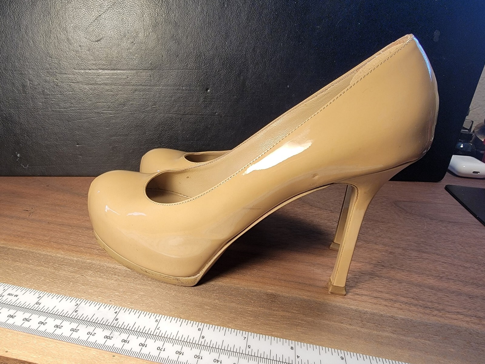 POMPA nuda plateau Saint Laurent Tribute in pelle verniciata taglia 36 5 4 1 in TACCO