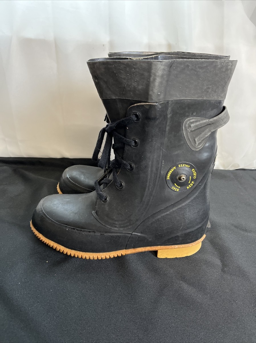 Hood US GI Black Rubber Boots Size 7R Military GI Hood USMC Speed Lace Mickey Mouse Boots | Army Navy Sales main image 3
