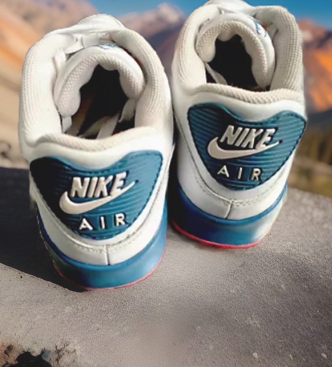 NIKE AIR MAX 90 PREMIUM “SUPREME” SNEAKERS WHITE/RIFT-BLUE/LAVA