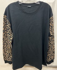 Women s Black Sweatshirt With Leopard Print Sleeves Size L 12-14