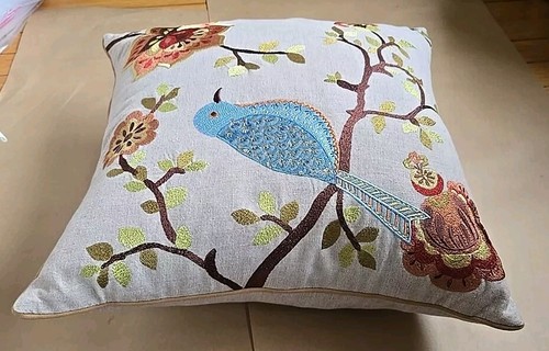 Nina Home Campbell 18 Zoll hellbraun blau Vogel Blumen bestickt dekoratives Baumwollkissen - Bild 4 von 21