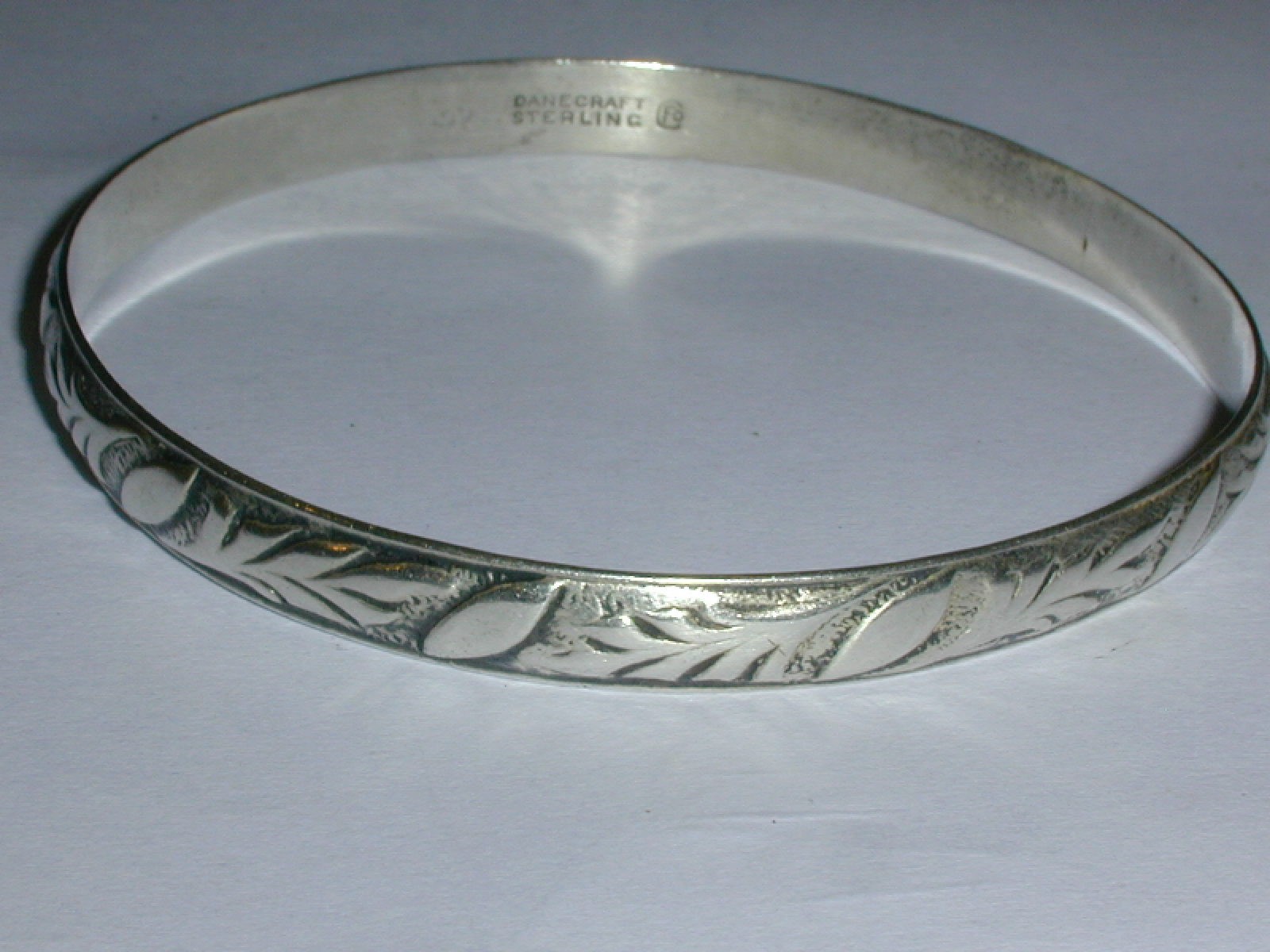Vintage Danecraft Felch & Co Sterling Silver Leaf Design Bangle Bracelet!