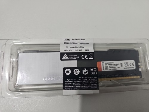 Kingston FURY Beast 16GB 3200MHz DDR4 RAM Computer Memory - Picture 2 of 4