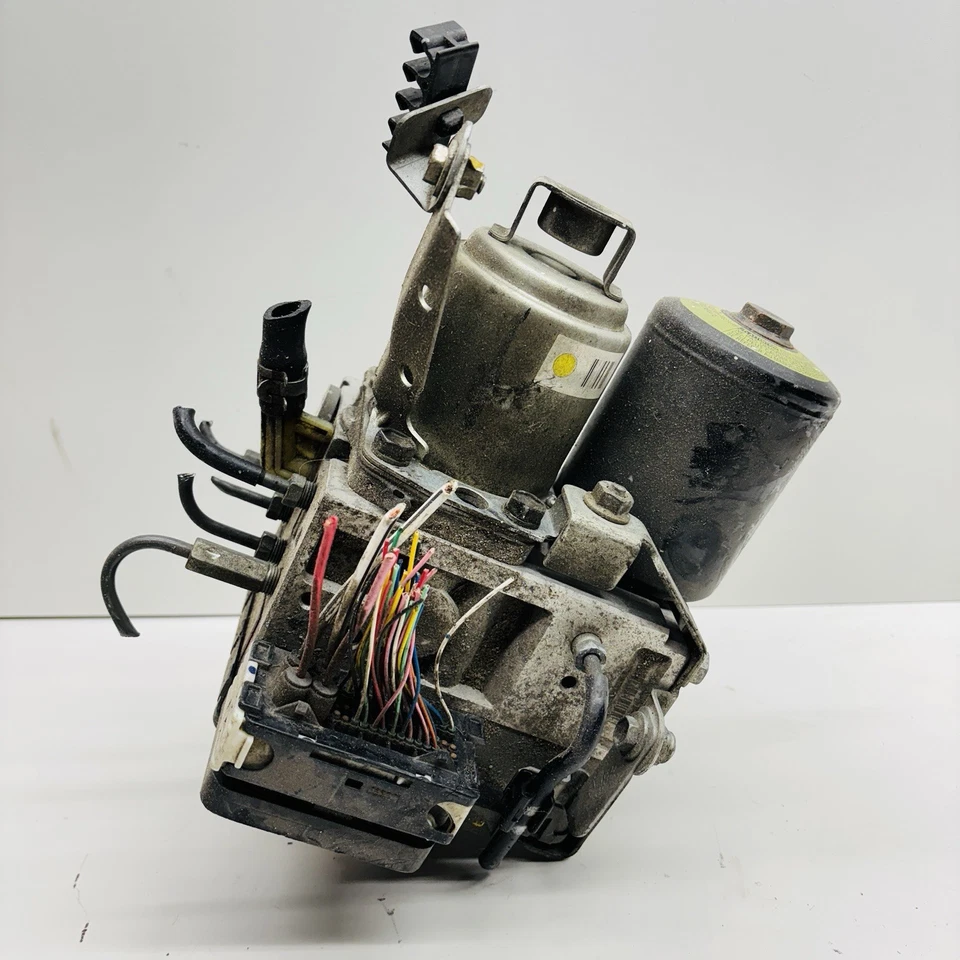 Freios antibloqueio bomba/módulo ABS Toyota Prius 2004-2009 44510-47050 - Imagem 2 de 4