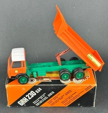 LBS ELIGOR BERLIET GR 230 6x4 BENNE MARREL JEAN LEFEBRE + BOX