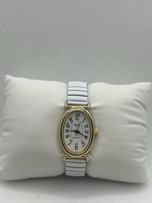 Geneva Oval Wristwatch With White Stainless Steel Band New Battery 8/10/25 Works