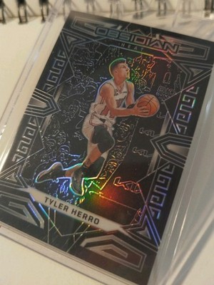 Tyler Herro No. 14 Panini Obsidian Basketball Miami Heat 2022-2023