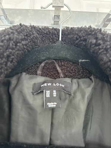 Abrigo de peluche negro New Look abotonado talla UK 18 suave EXCELENTE ESTADO - Imagen 4 de 10