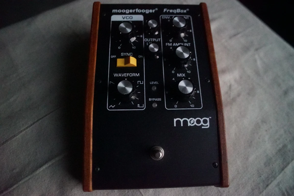 Acoustic Electric Guitar MOOG Guitar Effects Pedals for sale | eBay