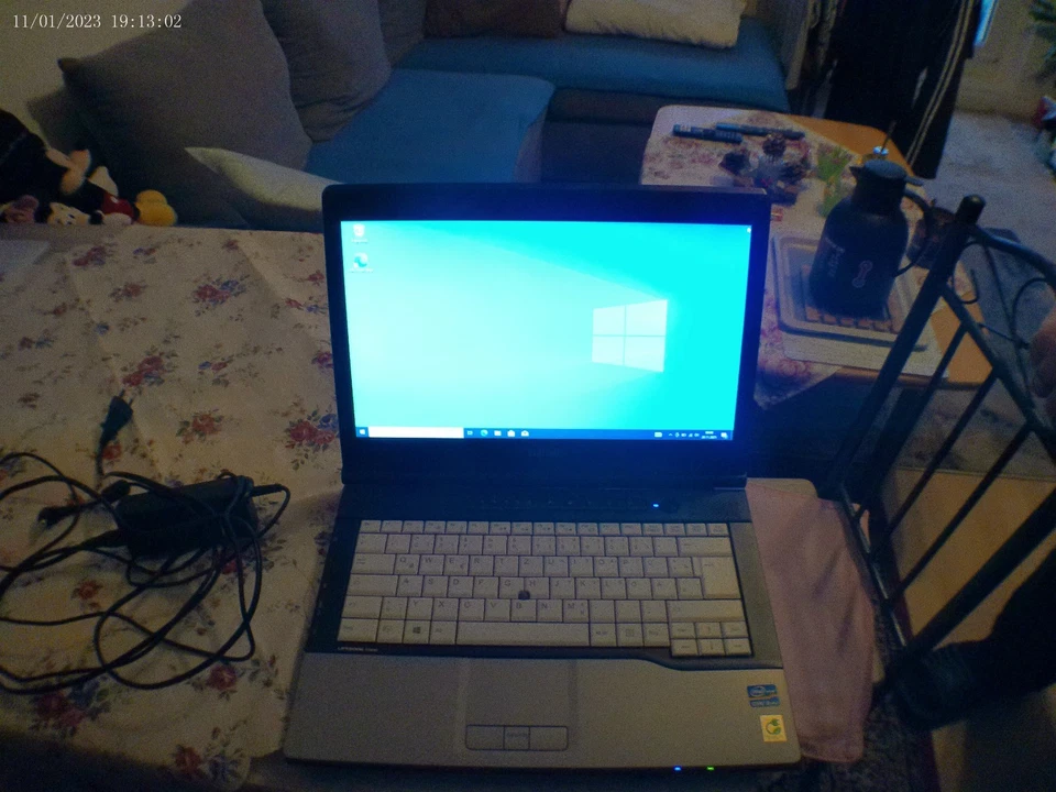 fujitsu lifebook s series - Bild 2 von 4