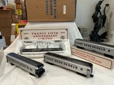 WILLIAMS-TCA 25th ANNIVERSAY SET-GG-1 ~3-COACH CARS NEW IN ORIGINAL BOX