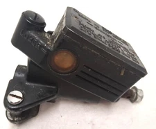 1986 Honda Gl1200 Front Brake Master Cylinder OEM