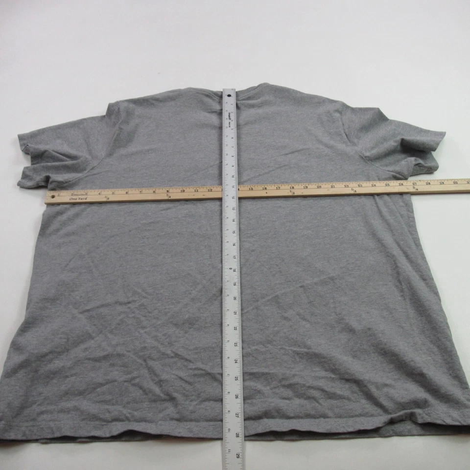 Camisa masculina Levis manga curta 3XL cinza gola redonda leve - Imagem 4 de 4