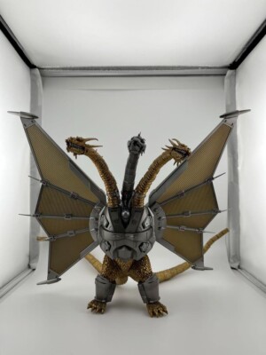 MECHA-KING GHIDORAH 特別セット S.H.MonsterArts Mecha King Ghidorah Shinjuku Battle Special Set