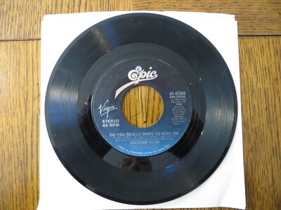 Culture Club   Do You Really Want To Hurt Me - Epic/Virgin 34-03368 Single