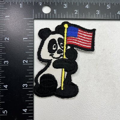 Vintage Patch Cool ? PANDA BEAR ? USA FLAG Hallmark Brand ''Rumper Stitcher'' 66Z9