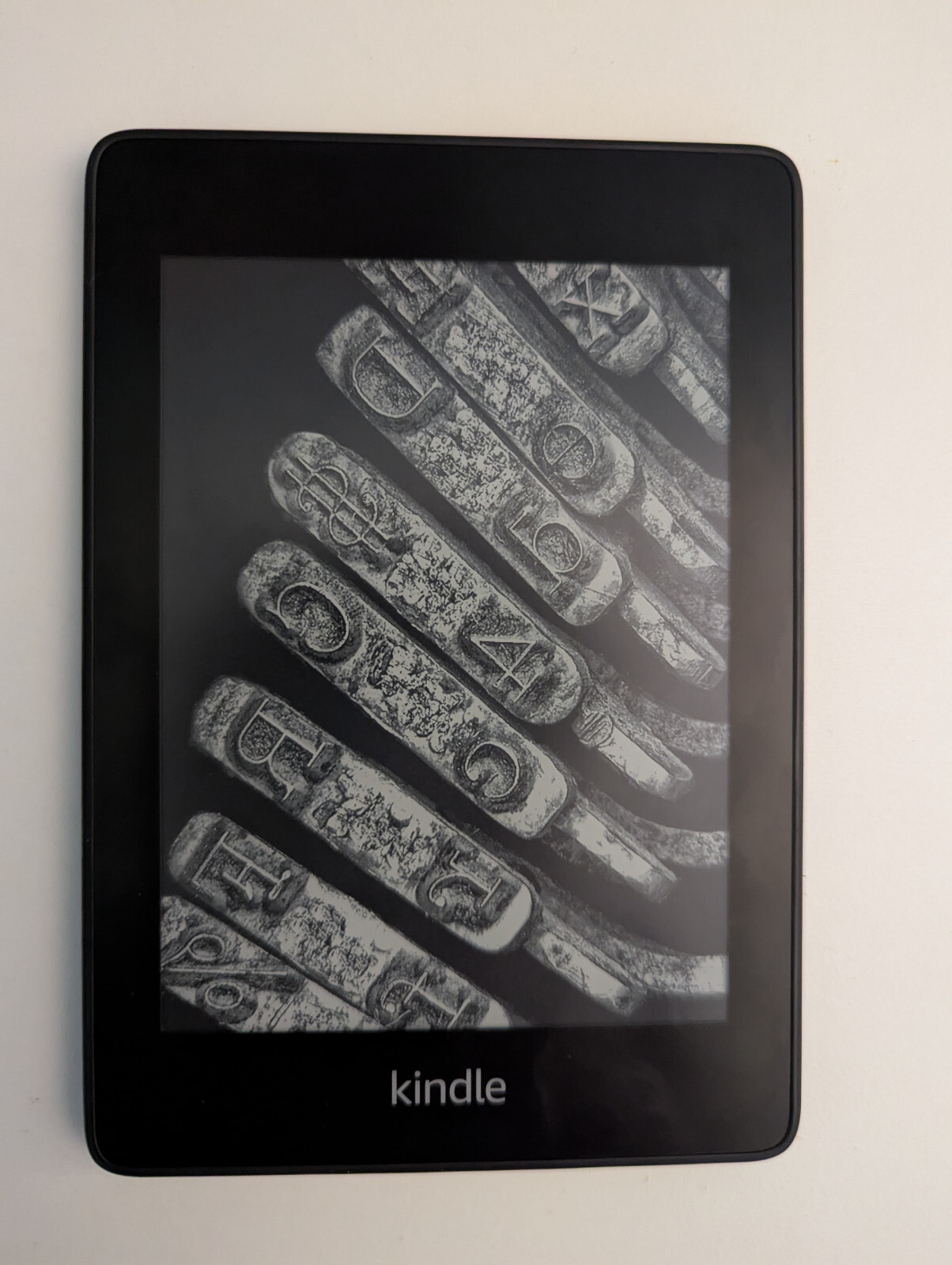 Amazon Kindle Paperwhite (10th Generation) E-reader Bundle with Blue Sleep Case-image