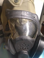 Vintage USN ND MARK V Gas Mask With Canvas Bag Great Condition