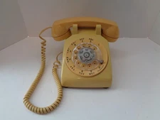 Vintage Yellow Bell System 500 Rotary Desk Dial Telephone Western Electric 1970s