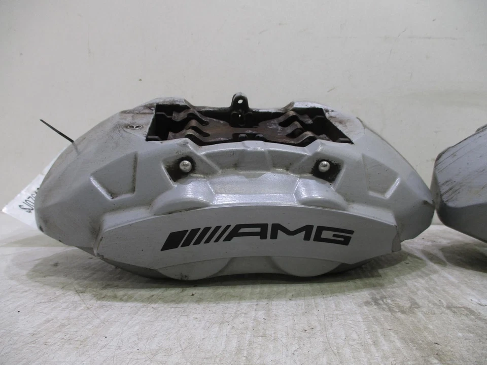 2017-2023 Mercedes-Benz C43 AMG Pair Of 2 Front Driver Passenger Calipers OEM - Image 2 of 4