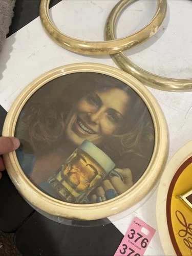 Various vintage 1960s Schlitz beer motion clock and sign parts. For parts only.