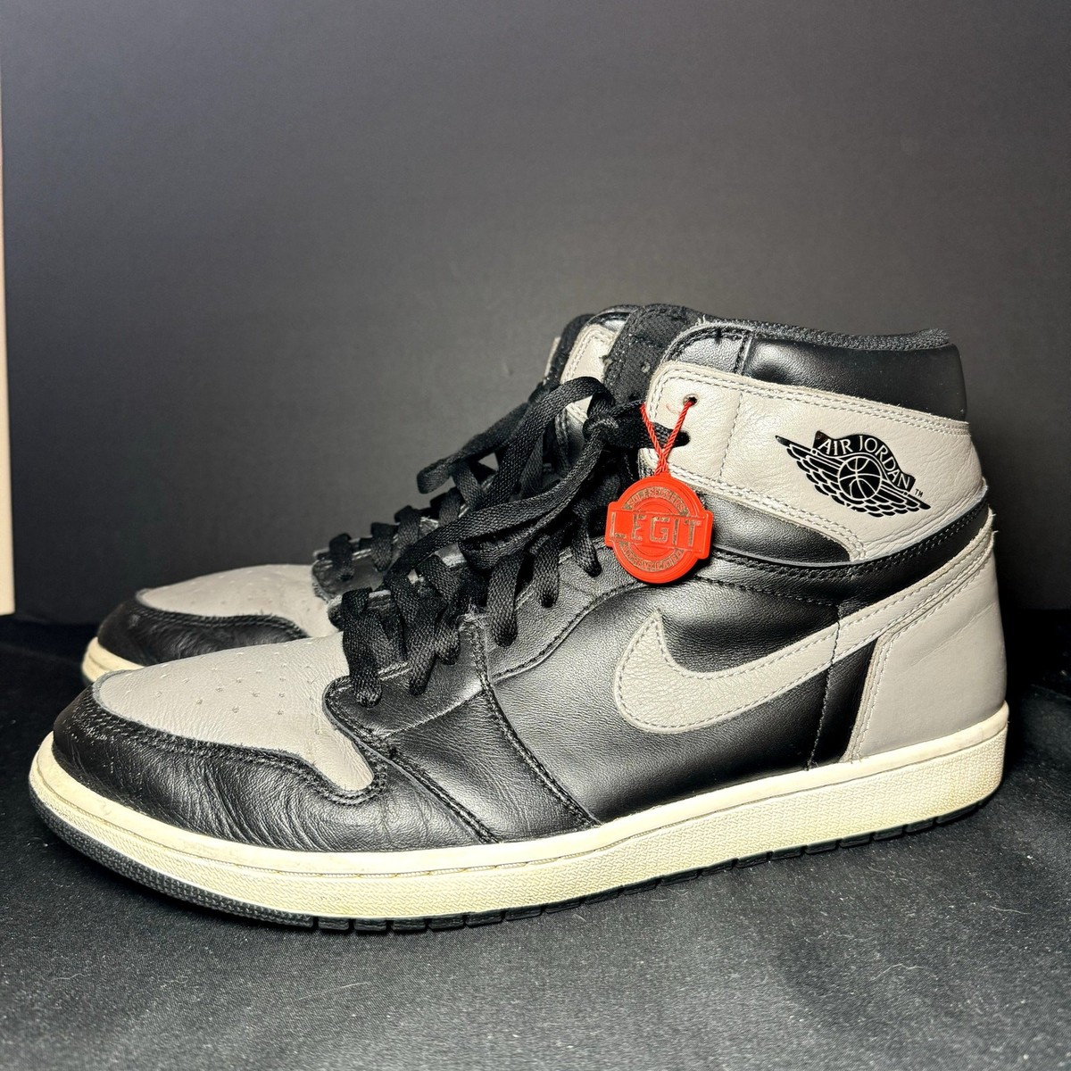 Size 13 - Nike Air Jordan 1 Retro High OG Shadow 2018 Men display picture 1