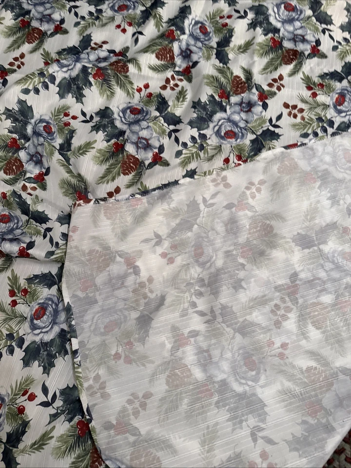 Mantel Navidad Acebo Floral San Nicolás Cuadrado 58" X 84" App. Foto 3 de 4