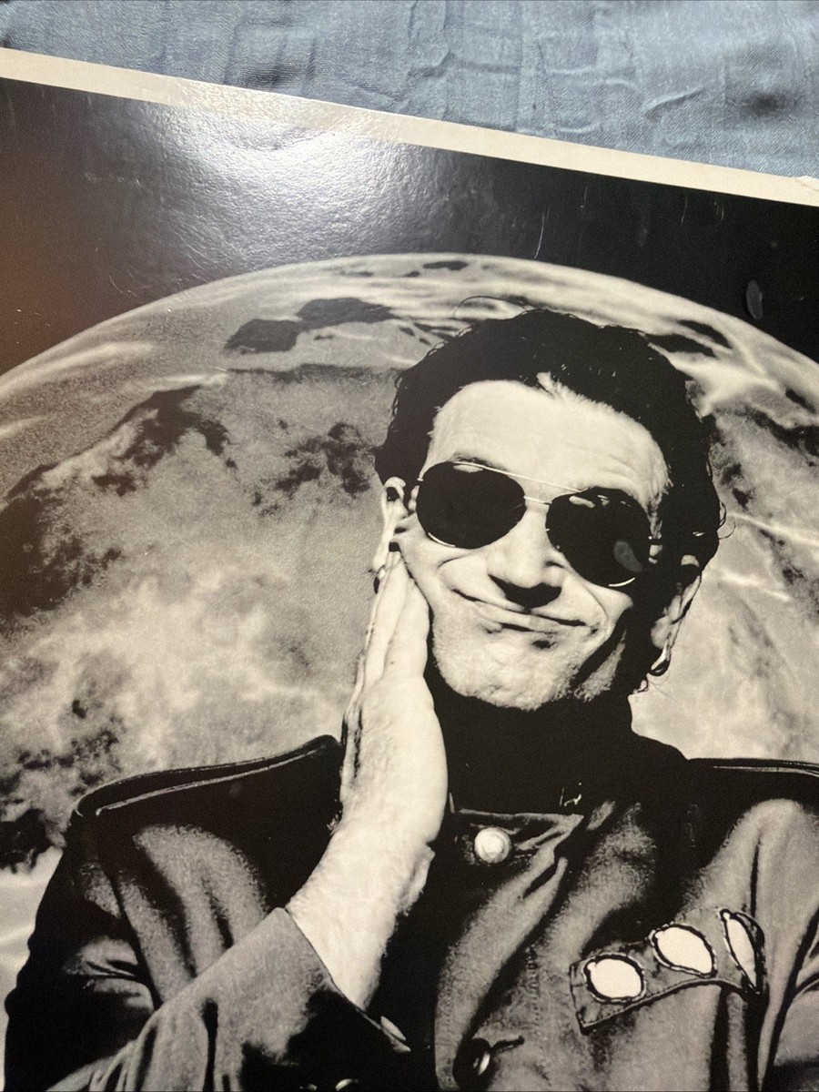 Bono Signed Autograph 8X10 Photo U2 Singer Island Records Promo
