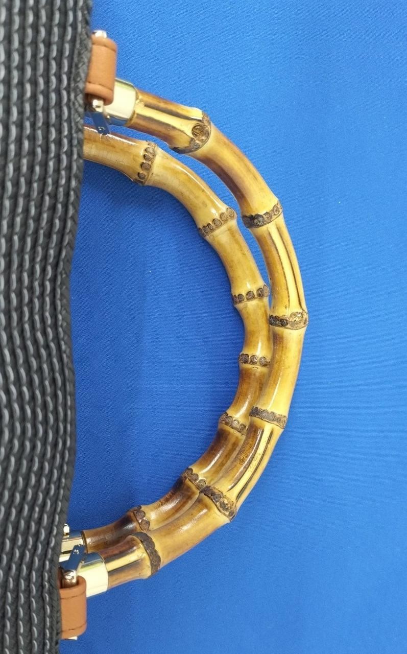 Handbag Model Drawstring Basket Bag Samantha Thav… - image 4