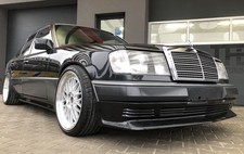 Bodykit Frontlippe, Hecklippe, Seitenschweller für MERCEDES W124 Neu Bodykit Frontlippe, Hecklippe, Seitenschweller für MERCEDES W124 Neu
