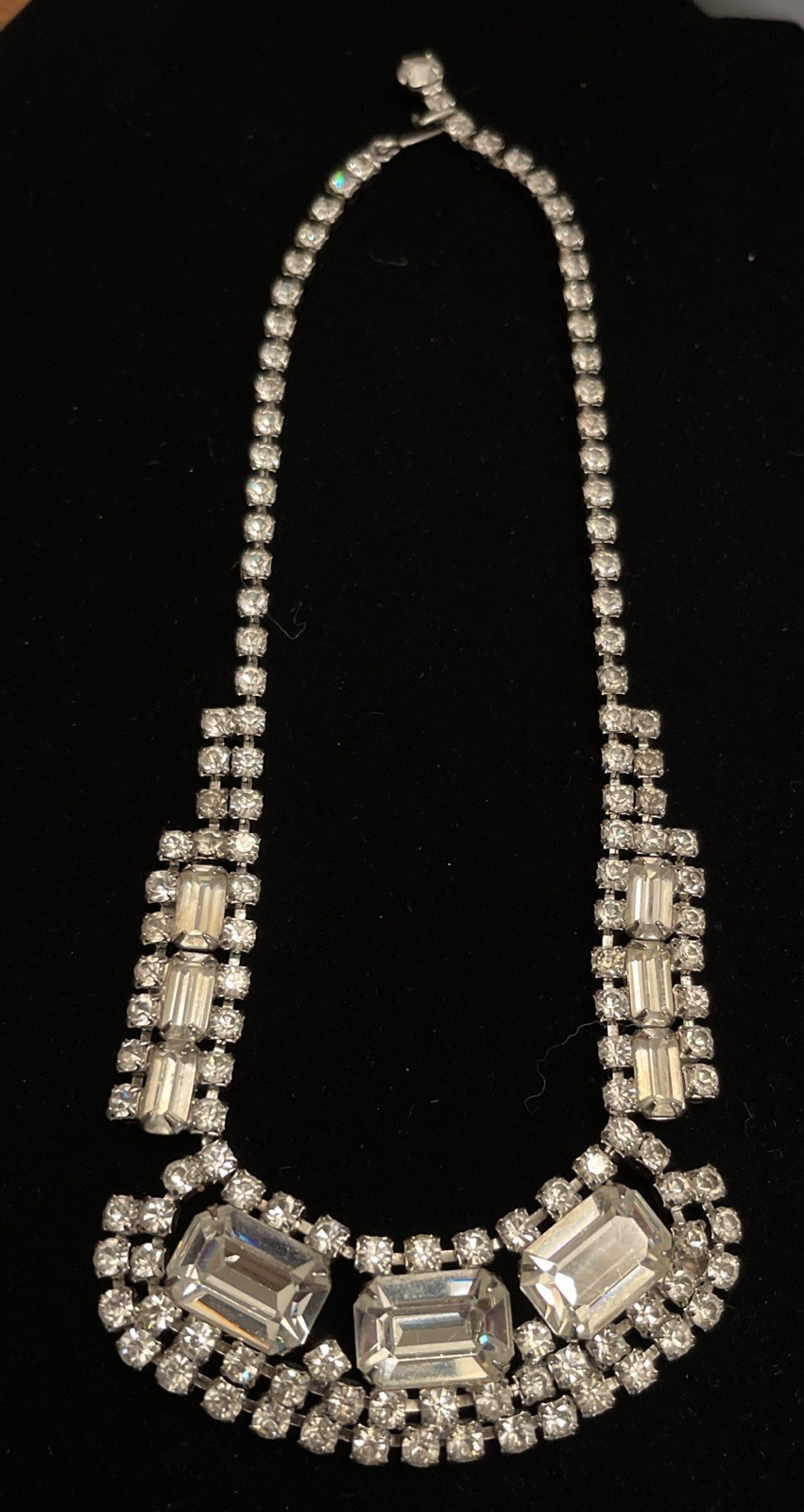 Vintage Clear Rectangular Rhinestone Collar Chock… - image 3