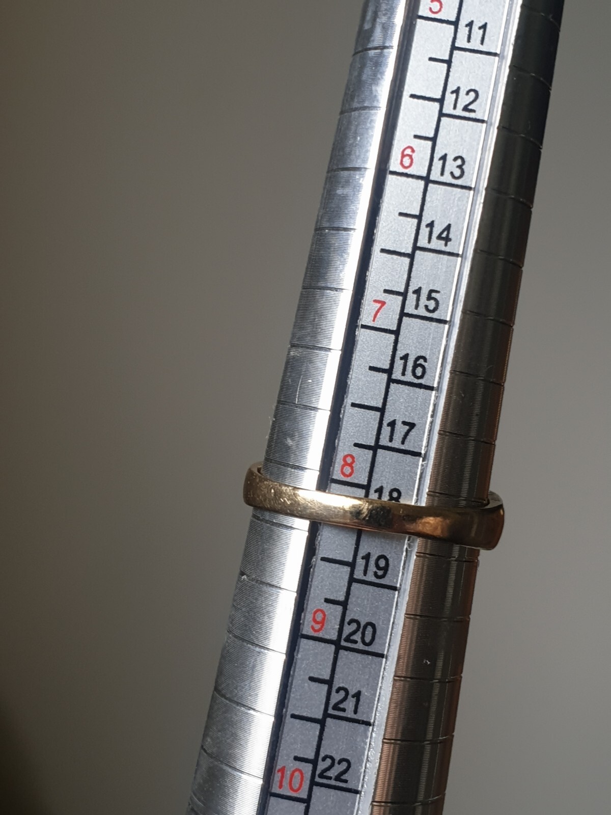 Solid Gold Jade Ring 18ct Size 8 - image 8