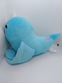USED Fingerlings HUGS Nikki (Blue Glitter) Interactive Plush Narwhal WowWee