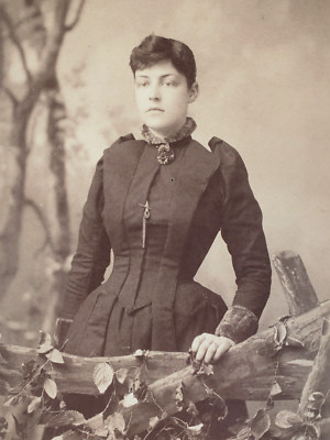 Danville VA | Lovely Young Woman Some ID Info Cabinet Card Photo | Kroneberger