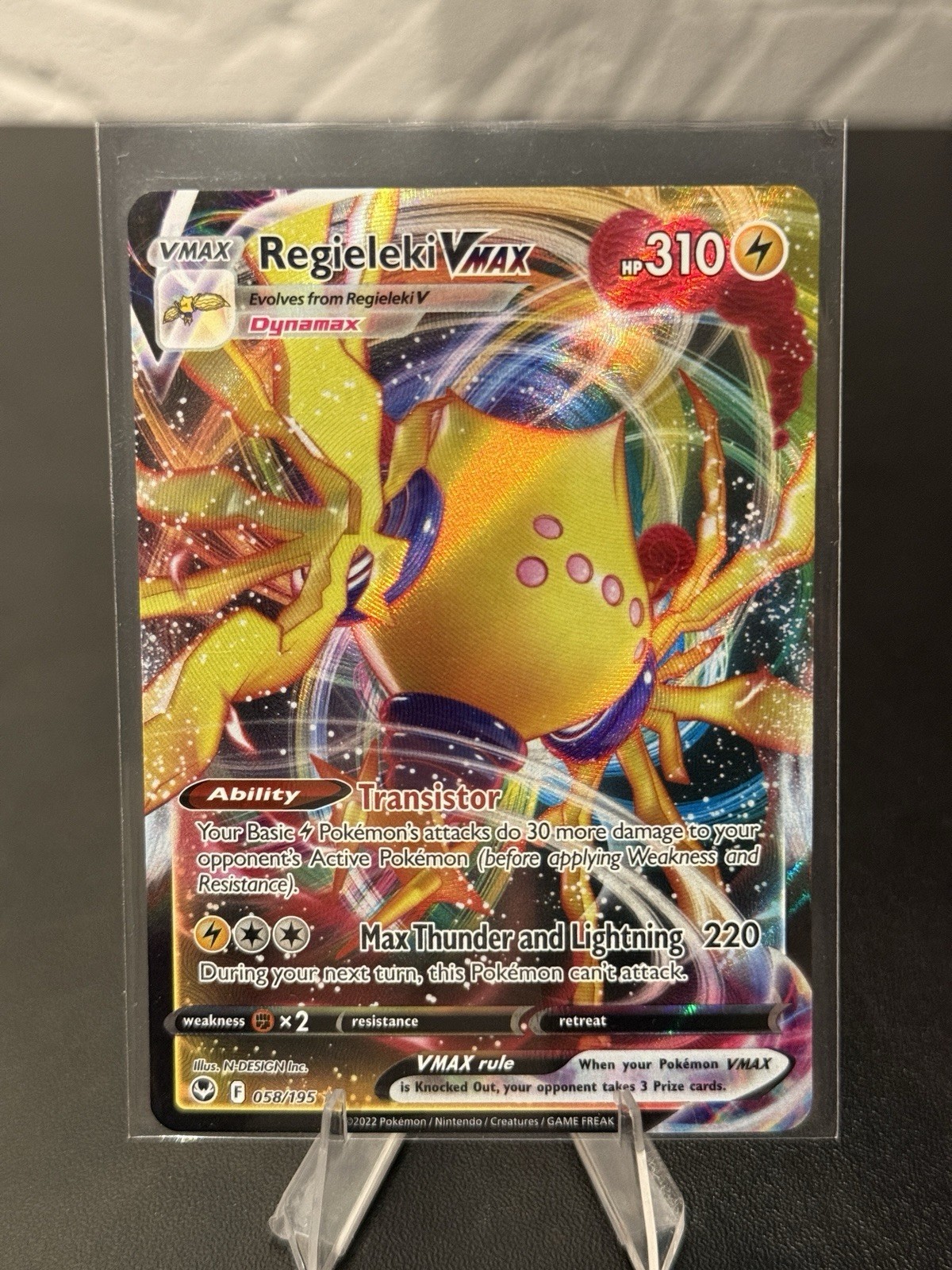 Pokemon TCG SWSH12: Silver Tempest #058/195 Regieleki VMAX NM