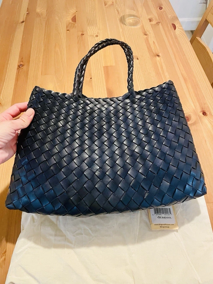 Dragon Diffusion Pequeño Santa Croce Foto 4 de 4