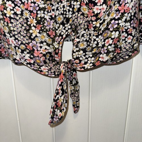 Ladies Size 18 blouse shirt flowery colourful small flowers on Black background - Picture 5 of 8