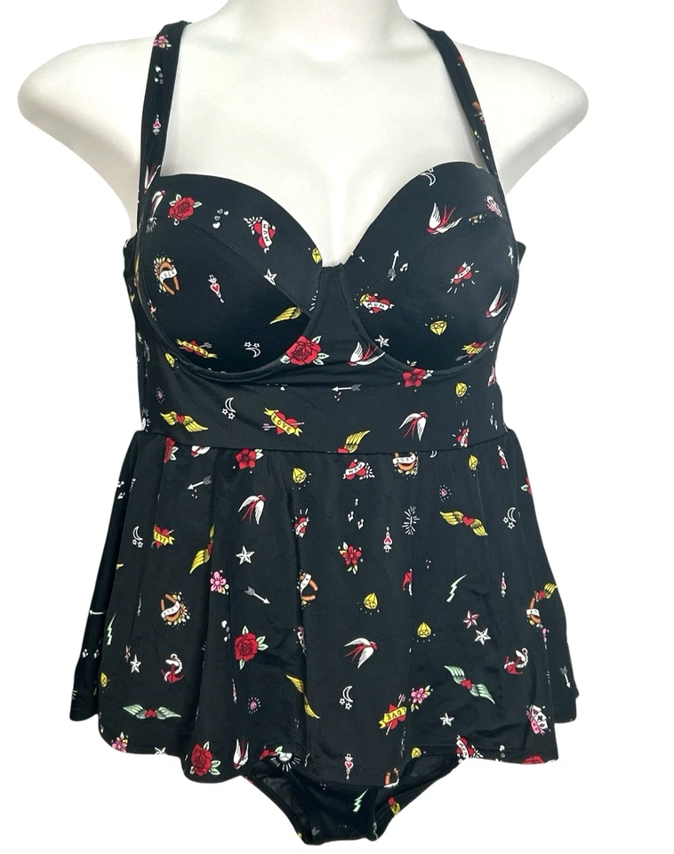 Torrid Swim 黑色 Tatoos 钢圈聚拢裙 1 件泳装,尺寸 1 1X 14 16 — 第 2/4 张图片