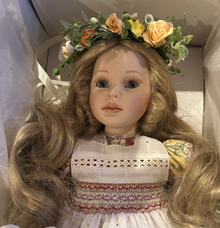 Pauline Bjonness Jacobsen "Anne-Marie" porcelain doll