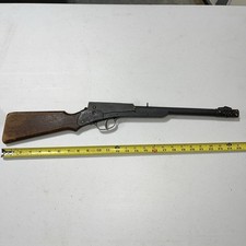 Vintage Daisy Model 961 Trainer Toy Rifle