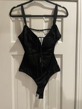 Lulus Black Bodysuit. NWT. Women  s Size Medium