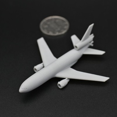 1/350/400/700 McDonnell Douglas KC-10 Extender Aerial Refueling Tanker Unpainted