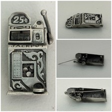 One Armed Bandit Slot Machine gambling Pin AJC pewter tone