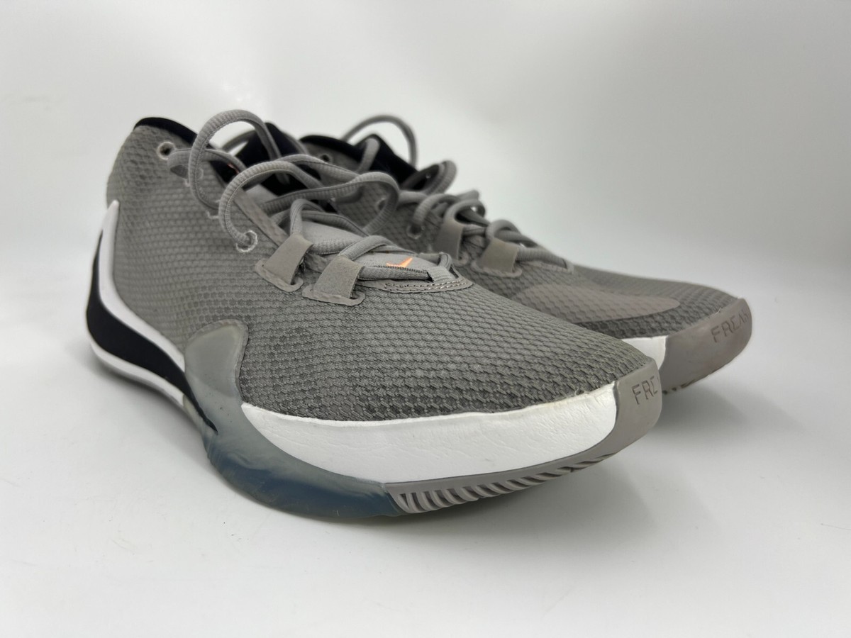mens nike zoom gravity