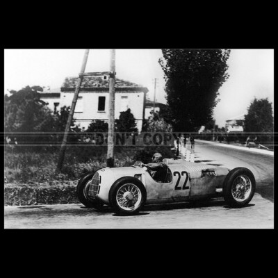 Photo A.019462 AUTO UNION HERMANN MULLER PESCARA GRAND PRIX 1937