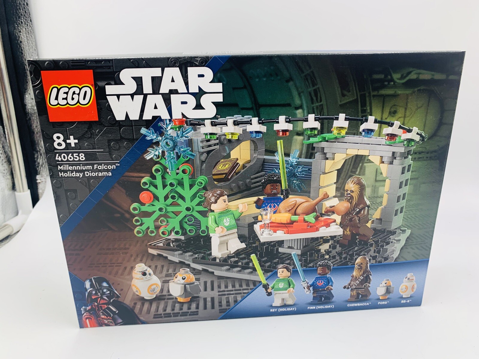 LEGO Star Wars Millennium Falcon™ – Weihnachtsdiorama (40658) - Bild 21
