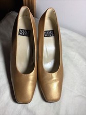 Nine West Davina Gold Leather Womens 8.5 Made In Brazil Pumps